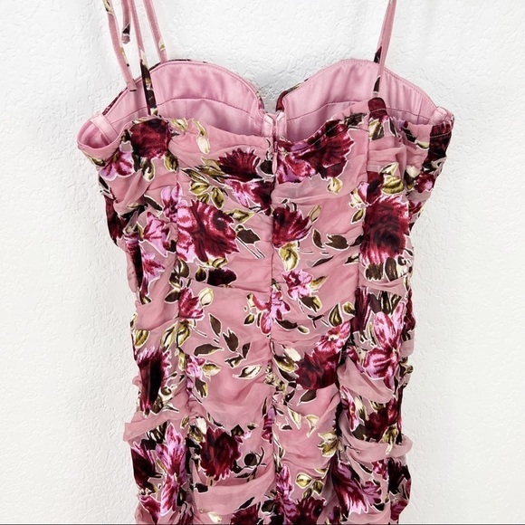 LPA Ruched Dress With Ties in Roses On
Roses Pink Floral Revolve Size Small S - Picture 6 of 9